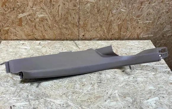 Porsche Macan (95B) Other sill/pillar trim element 95b867768f4h0 95b867768f