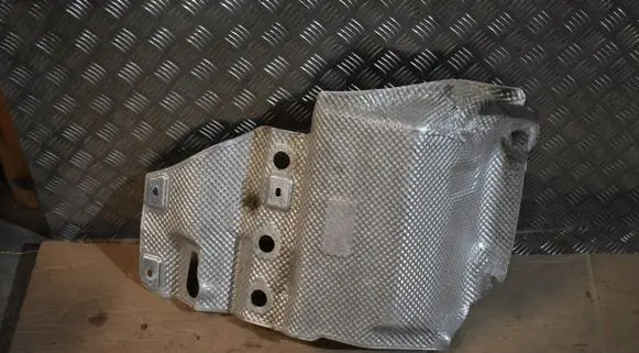 Porsche Macan (95B) Exhaust heat shield 8R0804171B