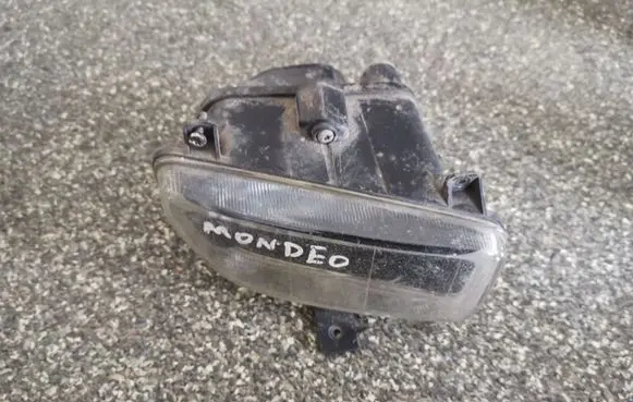 Ford Mondeo MK I Front fog light 96FG15K233AA