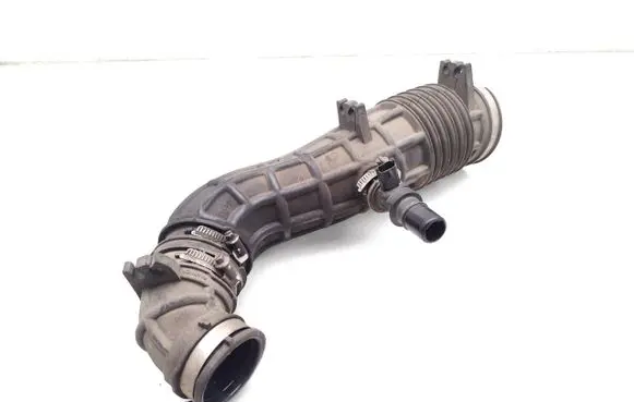 Ford Transit Courier Air intake hose/pipe GK319R504AC