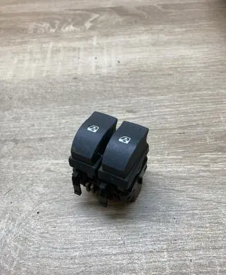 Renault Megane I Electric window control switch 