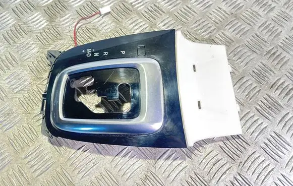 Mazda 6 Gear shift selector indicator GHR564341 K3006 GHR564352