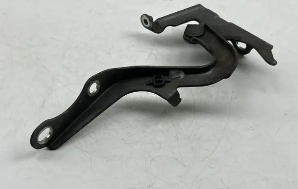 Toyota Verso Engine bonnet/hood hinges