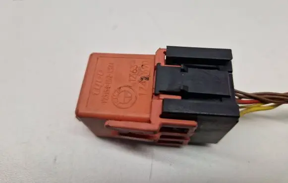 BMW 5 E60 E61 Other relay 1742690 1263 V23134E52X344