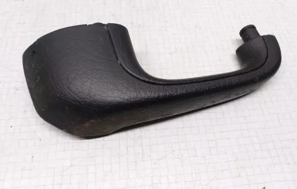 Audi A6 S6 C4 4A Front door interior handle trim 4A0867172
