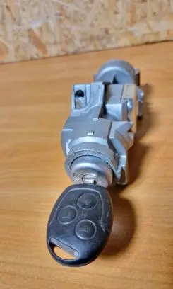 Ford Focus C-MAX Ignition lock 3m513f880ac
