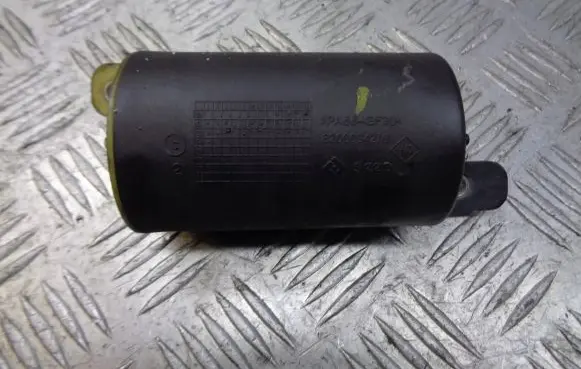 Renault Megane II Vacuum air tank 8200034270