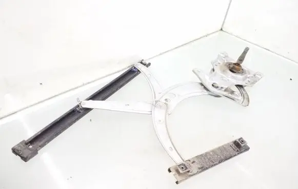 Volkswagen PASSAT B4 Front door manual window regulator 3A0837401B