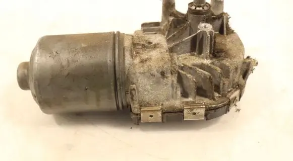 Volvo V50 Wiper motor 0390241924