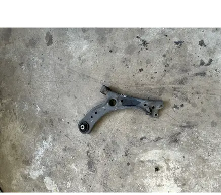 Honda HR-V Front lower control arm/wishbone