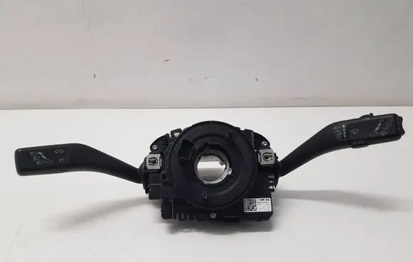 Wiper turn signal indicator stalk/switch