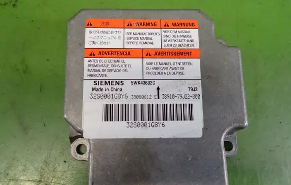 Suzuki SX4 Airbag control unit/module