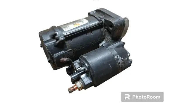 BMW 1 E81 E87 Starter motor 0986020890