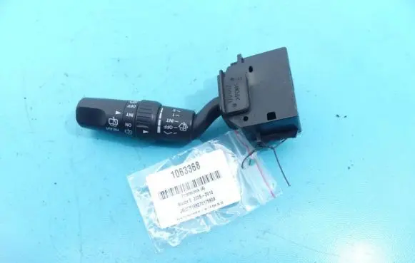 Mazda 5 Wiper switch 17D682 IMPRK1063368
