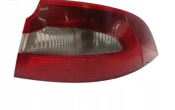 Skoda Superb B6 (3T) Rear/tail lights