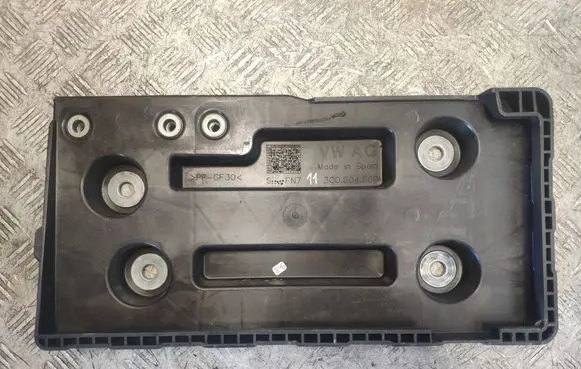 Skoda Superb B8 (3V) Battery box tray 3Q0804869A