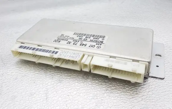 Mercedes-Benz E W211 ABS control unit/module 0175457332 0265109052