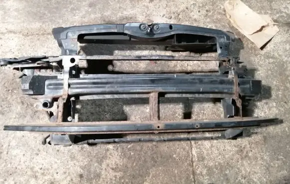 Skoda Octavia Mk2 (1Z) Radiator support slam panel