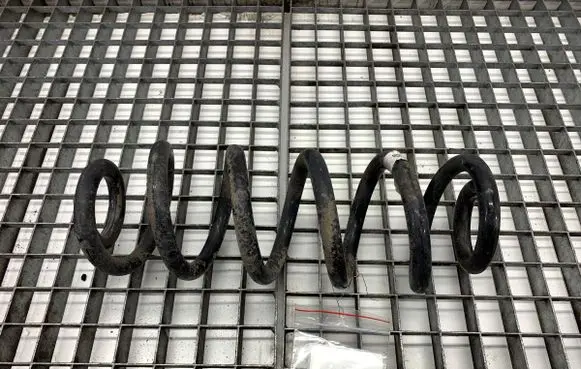 Audi Q8 Rear coil spring 4M0511115