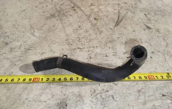 Nissan Primera Engine coolant pipe/hose