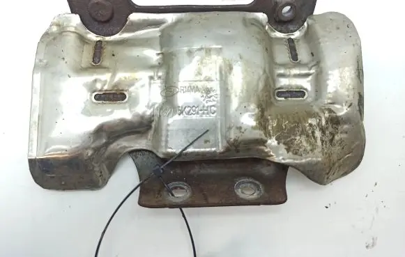 Ford Mondeo MK V Heat shield in engine bay DS715K291HC