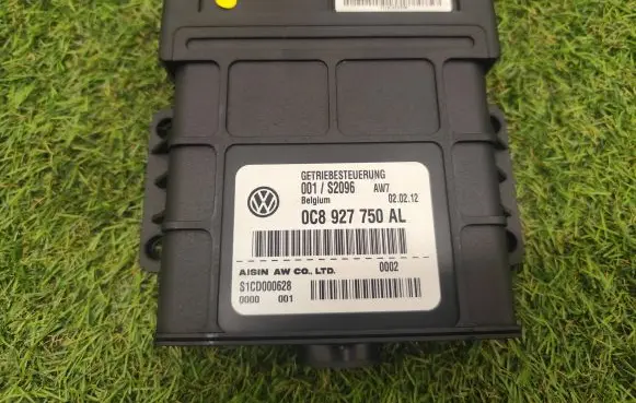 Audi Q7 4L Gearbox control unit/module 0C8927750AL SICD000628 001S2096