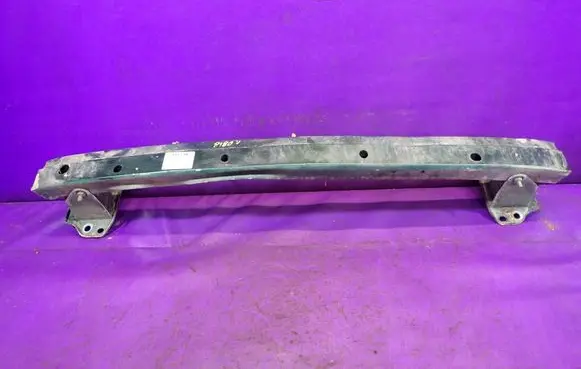 Opel Corsa C Front bumper support beam 