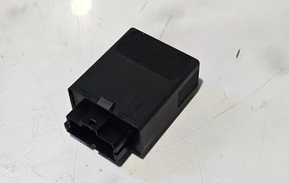 Mercedes-Benz Sprinter W901 W902 W903 W904 Other relay 0165452332
