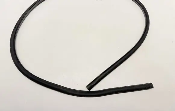 BMW 8 G16 Rubber seal front coupe door 7390750 8739183 7387590