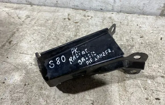 Volvo S80 Front bumper shock/impact absorber 