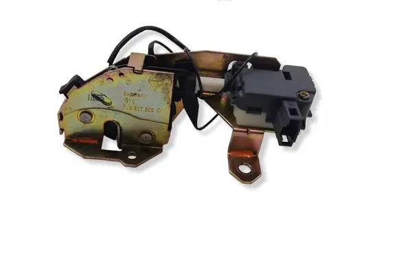 Volkswagen Touareg I Tailgate/trunk/boot lock/catch/latch 7L0827506D