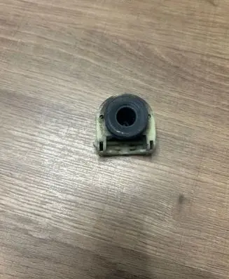 Citroen C3 Picasso Radiator mount bracket 