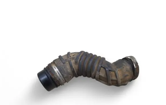 Maserati Levante Intercooler hose/pipe 670031927