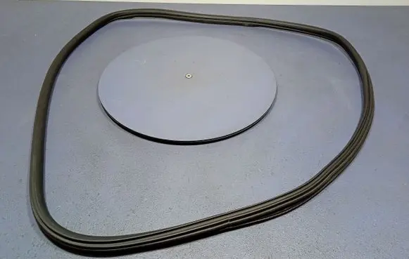Citroen C4 Grand Picasso Front door rubber seal 