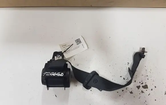KIA Magentis Rear seatbelt 898202G200