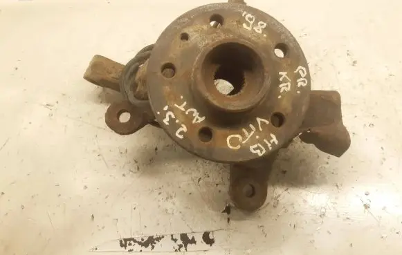 Mercedes-Benz Vito Viano W638 Front wheel hub spindle knuckle