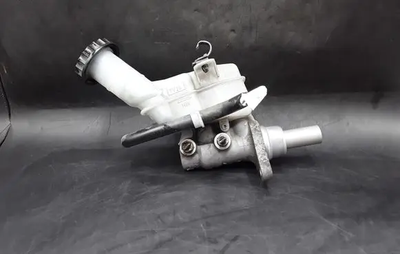 Citroen C-Crosser Master brake cylinder 220536