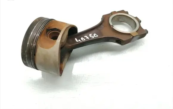 BMW 7 E38 Piston with connecting rod 1715411