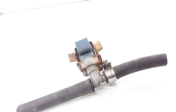 Toyota Yaris Vacuum valve 9091012202