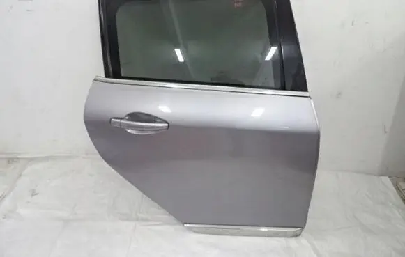 Peugeot 2008 I Rear door 