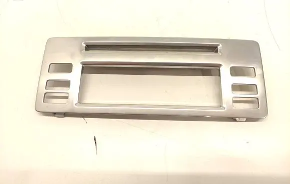 Volvo S80 Radio/GPS head unit trim 30643648
