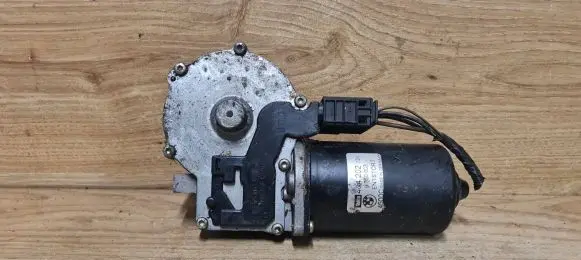 BMW 5 E39 Wiper motor 8360603