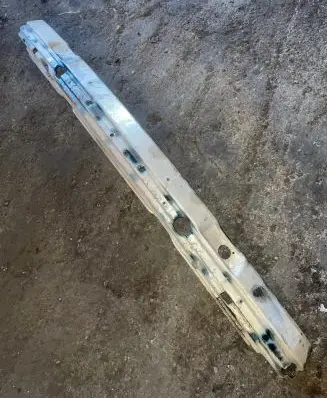 BMW 7 E38 Front bumper cross member 51118125306