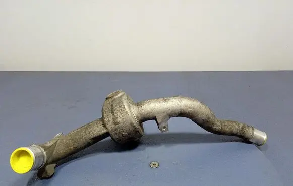 Toyota Corolla E120 E130 Air intake hose/pipe 1736133010