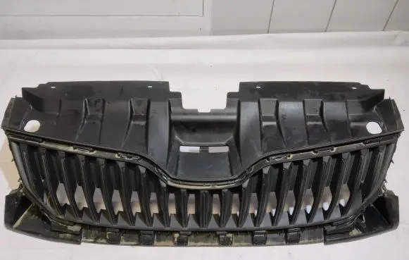 Skoda Fabia Mk3 (NJ) Front bumper upper radiator grill SD07020GAV