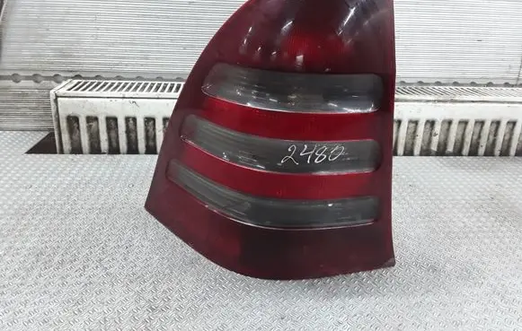 Mercedes-Benz C W203 Rear/tail lights