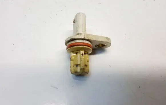 Chevrolet Volt I Camshaft position sensor 2351021757 55566932