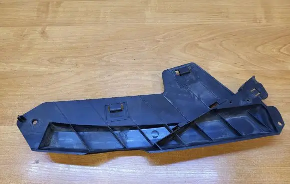 Volvo XC70 Headlight/headlamp mounting bracket 30796387 BP3EA