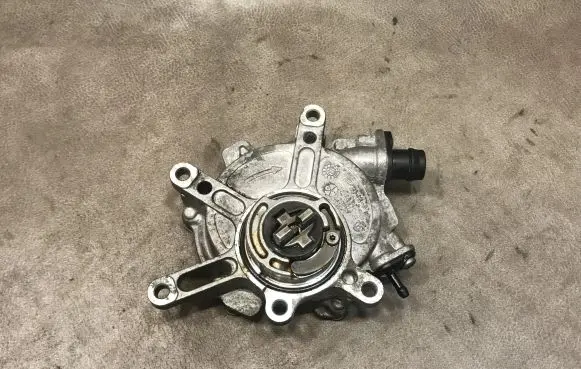 Vacuum pump
