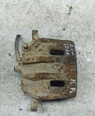 KIA Sorento Front brake caliper